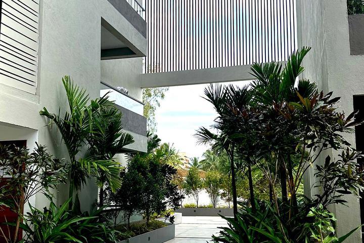 THE COURTYARD thumbnail 8