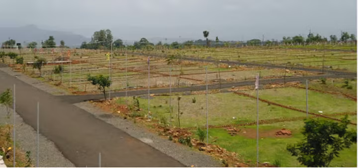 Reliaable East Urbaaniaa — image 1