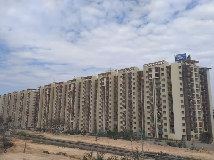 SUNCITY GLORIA — image 1